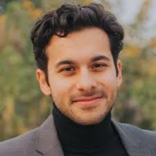 Alanınızda Güvenle Uzmanlaşmanıza Yardımcı Olacak Eğlenceli, Samimi ve  Deneyimli Öğretmen!