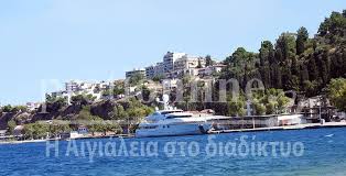 Σώοι και καλά στην υγεία τους περισυνελέγησαν από πλωτό σκάφος του λιμενικού, οι 12 επιβαίνοντες (τρεις έλληνες και 9 γερμανοί υπήκοοι) θαλαμηγού που. Mia 8alamhgos Sto Limani Protionline Grprotionline Gr