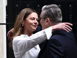 Why equal partner Victoria Starmer was the trusted co-pilot behind Keir's  graceful exit - The Mirror