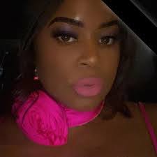 Arnikia Smith's Instagram, Twitter & Facebook