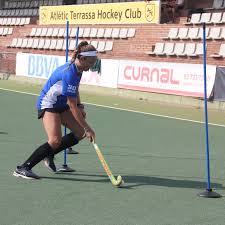 There are many types of hockey such as bandy, field hockey, ice hockey and rink hockey. Barcelona Hockey Camp Sportways