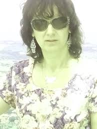 Здравствуйте! Вопрос насчет пермессо. Подала на rinnovo permesso в январе,  дали апунтаменто на август, неделю назад пошла на сдачу отпечатков и  сказали ждать смс о том что пермессо готов. Это в общем