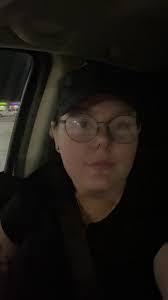 Lizzie Lowery's Instagram, Twitter & Facebook