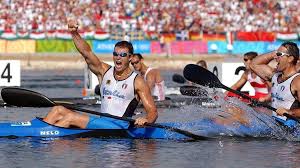 Il mio nome è antonio rossi. La Canoa Fiamme Gialle Una Storia Vincente Fatta Di Allori Olimpici E Mondiali