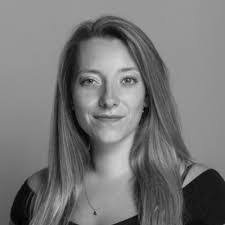 Pauline Schwarz's Instagram, Twitter & Facebook