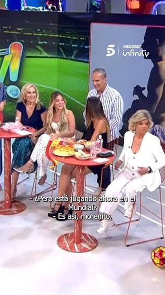 Claudia Chacón da pistas del futbolista que ha intentado tener algo con  ella ⚽️💥, 🎉 #DeLunesAViernes, de lunes a viernes a las 18:15, en  #Telecinco y @mediasetinfinityes | Telecinco | Facebook