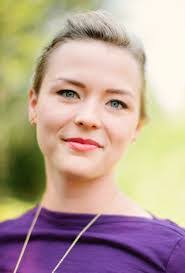 Nicole Pollock's Instagram, Twitter & Facebook