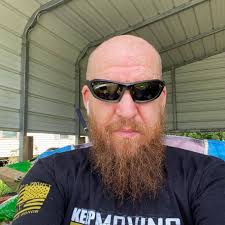 Hey! Riley turns 18 today 😎 Then and now. Wish Riley a Happy Birthday! 🎂  🎂