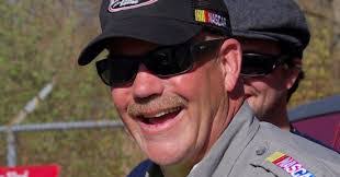 Terry Eames's Instagram, Twitter & Facebook