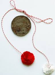 Martisoare pachete de martisoare martisoare traditionale martisoare pictate felicitari cu martisor impletituri martisoare ceramica pictate manual. Foto Cum ArÄƒtau MÄƒrÅ£isoarele De AltÄƒdatÄƒ