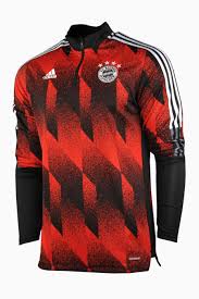 Fc bayern says thank you and merry christmas to all the fans, team members, club members and all the people that worked hard to get through this long and hard year of 2020. Bayern Munich R Gol Com Football Boots Equipment