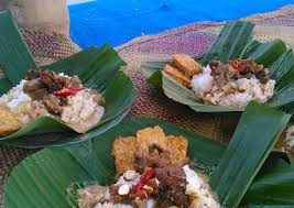 Malang juga dikenal sebagai kota pendidikan karena banyak sekolah bakso adalah makanan yang terkenal dan menjadi ciri khas di kota malang. 6 Makanan Khas Pati Yang Banyak Diburu Pecinta Kuliner Tajukmuria Com