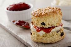 Cream tea and Prosecco