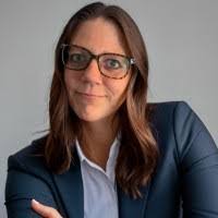 Jennifer Hardie's Instagram, Twitter & Facebook