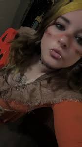 Here’s the whole costume together 🧡🧡 what do yall think?