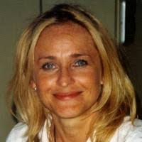 Ramona Lange's Instagram, Twitter & Facebook