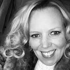 I do wonder if some buyers don't realise how close Christmas is, and how  bad some of the couriers are currently. I negotiated with a buyer