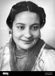 Women in india 1940s Black and White ...