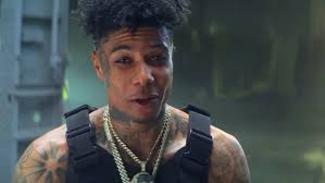 We know interesting facts about his mother, father, brother, sister, baby mother and son. Thotiana Rapper Blueface Mit Neuer Single Stop Cappin Video