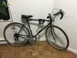 Worse than that is that the older schwinn tires did not use a bead and current be. 1983 Schwinn World Sport