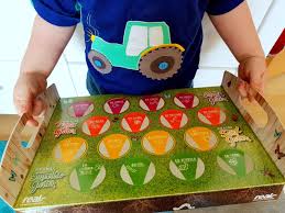 Neben einer vielfältigen anzucht von poinsettien, hibiscus. Der Erste Eigene Kleine Bio Garten Eine Tolle Familienaktion Von Real Apfelbackchen Familienblog