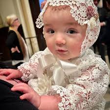 Vestido de bautismo para niña