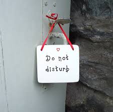 ''please do not disturb, brilliant minds are working'', ''i am working, please do not disturb'' etc are few messages written on the do not disturb sign boards. Jeabmjbeo7aztm