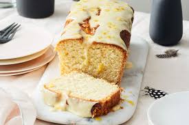 Das backen würde nur halb so viel spaß machen und der genuss. Zuckerguss Selber Machen In Wenigen Schritten Zur Glasur Essen Und Trinken