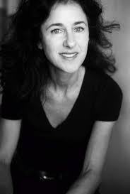 Novelist Cathi Hanauer makes 'Gone' a treat in sister Amy's Shaker Heights  back yard