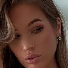 Sky Bri Hooters Content Update Files & Photos #977