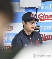 오메가인 은성을 향해 강한 시기를 느낀 지형은 오히려 그를 이용해 보기로 하는데. í—ˆë¬¸íšŒ ë¡¯ë° ê°ë… ì†ì•„ì„­ ì‹¤ìˆ˜ ë‹¤ ìžŠì–´ ì˜¤ëŠ˜ë¶€í„° ë‹¤ì‹œ ì‹œìž' ì—°í•©ë‰´ìŠ¤