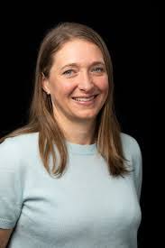 Lisa Poling's Instagram, Twitter & Facebook