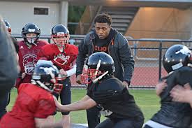The lions compete in the west division of the c. Langley Mustangs Get Tips From Lions Players Aldergrove Star