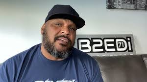 Dana Brekke's Instagram, Twitter & Facebook