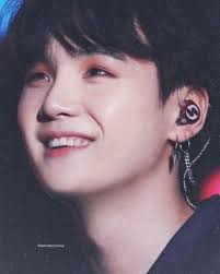 Here's Yoongi's smile to help brighten your day 🐱follow @thatboyyoongi for  more 🐥Jimin content @thatboyjimin13 ✨OT7 content @girlswitluv ‼️IF YOU  REPOST PLEASE GIVE CREDIT‼️ 🍑 🍑 🍑#bts #btsarmy #minyoongi #btsminyoongi  #yoongi #btsyoongi #