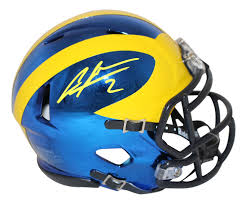 In honor of the pro football hall of fame class of 2021, we're looking back at the collegiate careers that set the foundation for these hall of famers. Autographed College Mini Helmets Charles Woodson Michigan Wolverines Autographed Riddell Mini Helmet Sports Collectibles Helmets Ferreira Reinigungen Ch