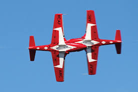 The snowbirds' official purpose is to demonstrate the skill, professionalism, and teamwork of canadian forces personnel. Um Today Um Today The Magazine Fall 2015 Aggie In The Air