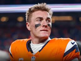 Duke lineman Kobe Smith suffers gruesome injury in Sun Bowl: 'Not going to  show that one again'