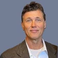 Darius Todd's Instagram, Twitter & Facebook