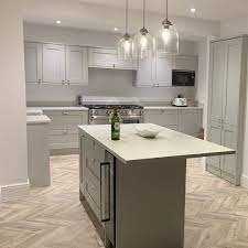 Entdecken produkte zum richtigen preis mit product shopper jetzt. Tewkesbury Dove Grey Kitchen Grey Kitchen Floor Dove Grey Kitchen Grey Shaker Kitchen
