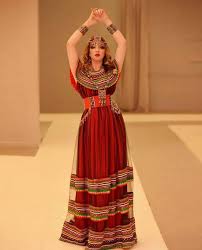 Robe kabyle tafsut, tizi ouzou. 140 Idees De Robe Kabyle 2021 Robe Robe Kabyle Moderne Robe Kabyl