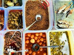 Dengan bantuan aplikasi waze alhamdulillah pencarian lokasi ke sana dipermudahkan…waktu niaga ialah pada 3.30 petang sehingga pukul 8.00. 11 Tempat Makan Best Area Perlis Budak Bandung Laici