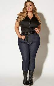 pin by shakia brown on sassy curves curvy fashion plus size models fashion