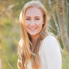 Jessica Mcguigan's Instagram, Twitter & Facebook