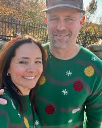 Sarah and Nippy (@alittlebitculty) • รูปและวิดีโอ Instagram