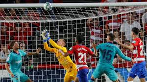 Dakikada arjantinli yıldızı lionel messi'nin golüyle öne geçerken, granada'ya galibiyeti getiren goller, 63. Der Fc Barcelona Blamiert Sich In Granada Sport Sz De
