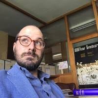 PDF) Between Intertextuality and Interrelationship: Vestiva i colli  parodies (1566-1613)