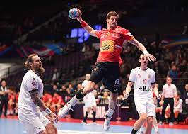 I'm sure there have been taller players, but it's less doubtful that they could be considered elite. Spain Looking Good In Defence Of Ehf European Men S Handball Championship