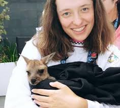 Utalentowana polka przebojem wdziera się na oraz wyższe pozycje rankingu wta. Iga Swiatek Przytulila Kangurka I Zarobila 107 Tysiecy Zlotych Zdjecia Super Express