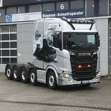 Scania Deutschland Scaniadeutschland Der Scania S 730 War Unser Eyecatcher Auf Der Bauma Nun Hat Schwertranspo Big Trucks Big Rig Trucks Articulated Trucks